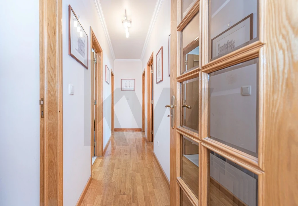 Apartamento T3 para Venda em Carnaxide e Queijas Foto 20