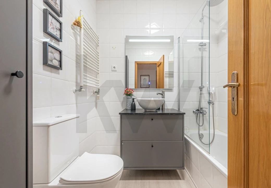 Apartamento T3 para Venda em Carnaxide e Queijas Foto 30