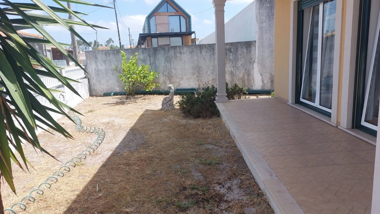 Moradia T3 para Venda em Monte Real e Carvide Foto 36