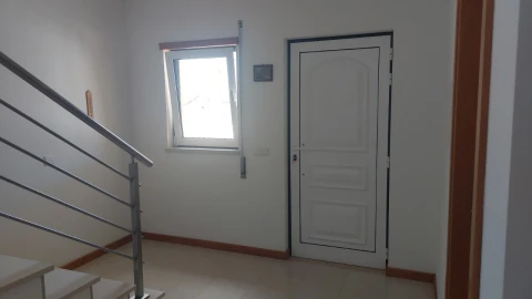 Moradia T3 para Venda em Monte Real e Carvide
