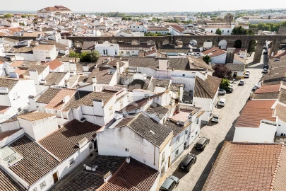 Moradia T2 para Venda em Évora (São Mamede, Sé, São Pedro e Santo Antão)