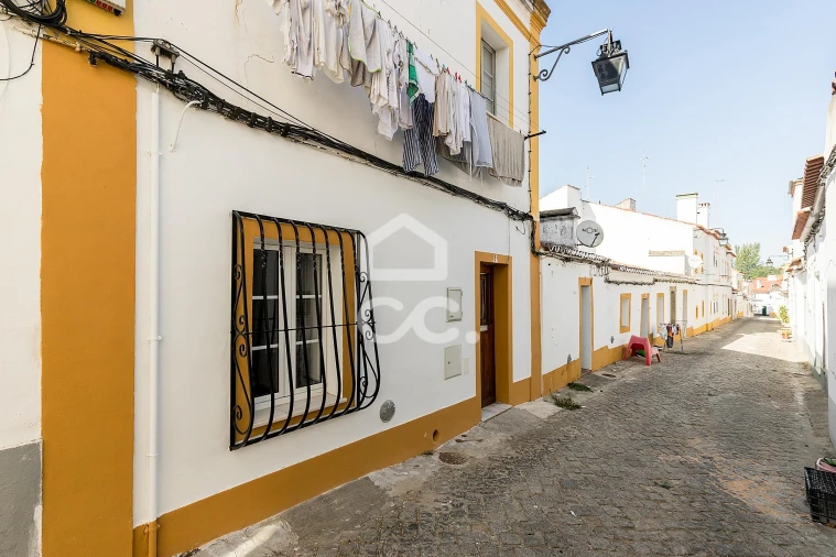 Moradia T2 para Venda em Évora (São Mamede, Sé, São Pedro e Santo Antão) Foto 13