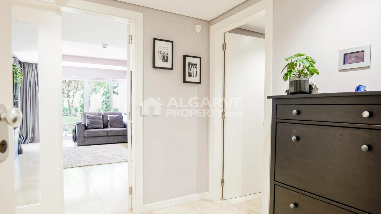 Apartamento T2 para Venda em Quarteira Foto 7