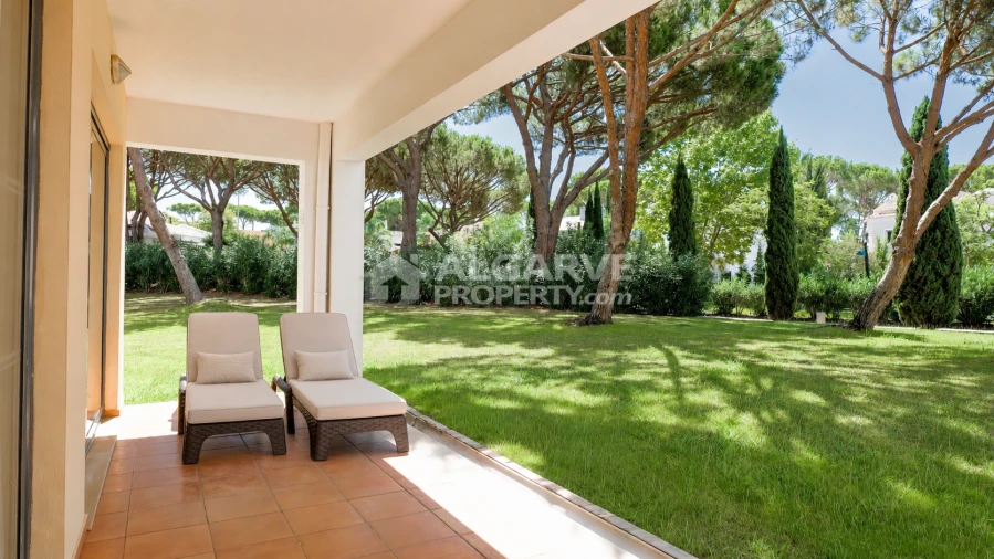 Apartamento T2 para Venda em Quarteira Foto 25