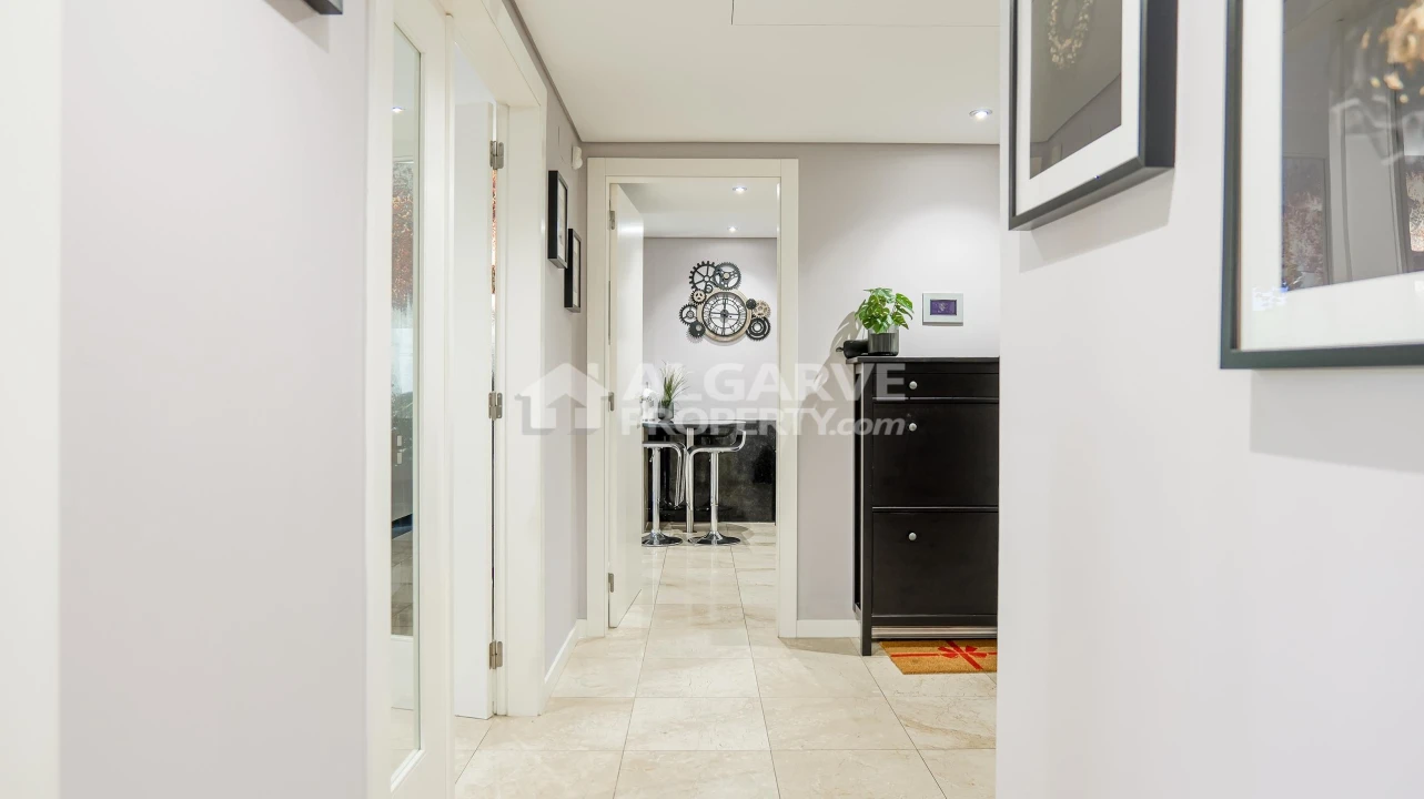 Apartamento T2 para Venda em Quarteira Foto 17