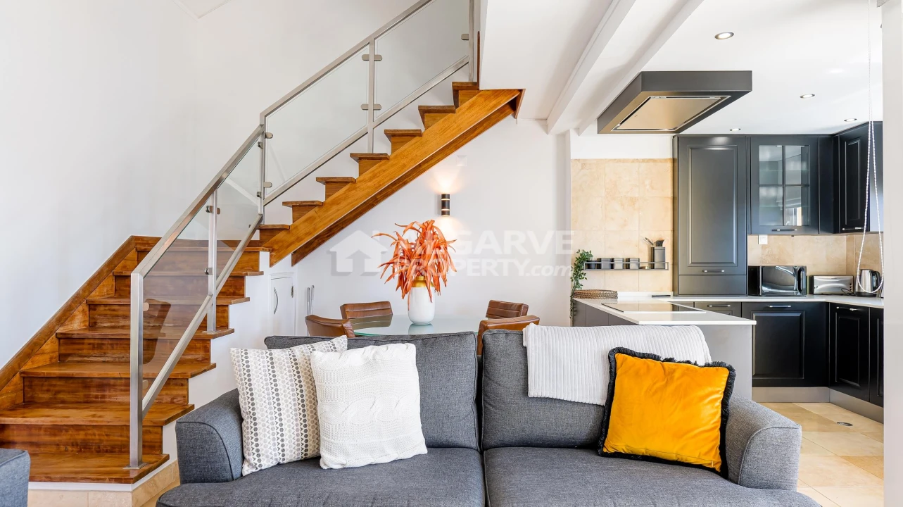 Apartamento T1 para Venda em Quarteira Foto 8