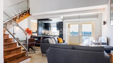 Apartamento T1 para Venda em Quarteira
