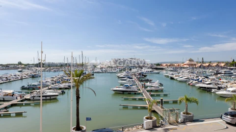 Apartamento T1 para Venda em Quarteira