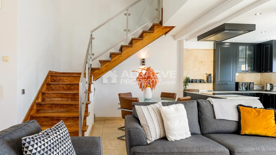 Apartamento T1 para Venda em Quarteira Foto 6