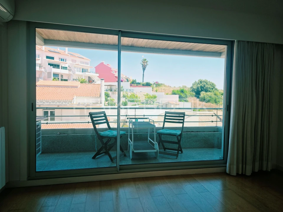 Apartamento T3 para Arrendamento em Carcavelos e Parede Foto 3