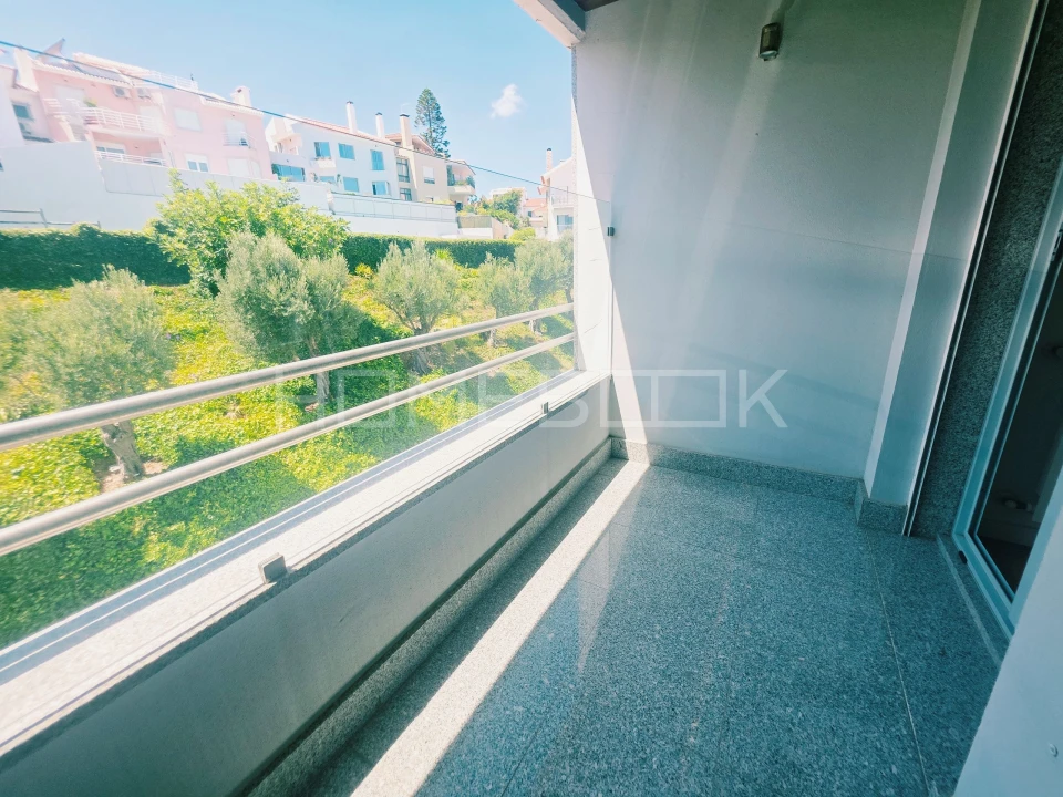 Apartamento T3 para Arrendamento em Carcavelos e Parede Foto 15