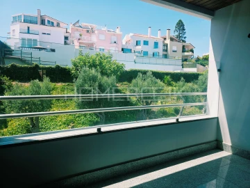 Apartamento T3 para Arrendamento em Carcavelos e Parede