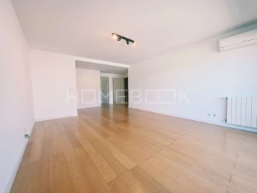 Apartamento T3 para Arrendamento em Carcavelos e Parede