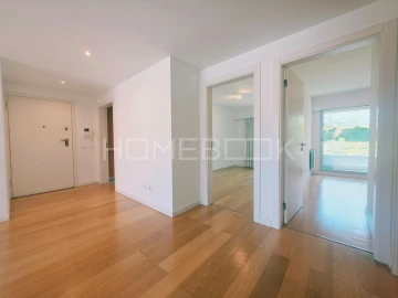 Apartamento T3 para Arrendamento em Carcavelos e Parede