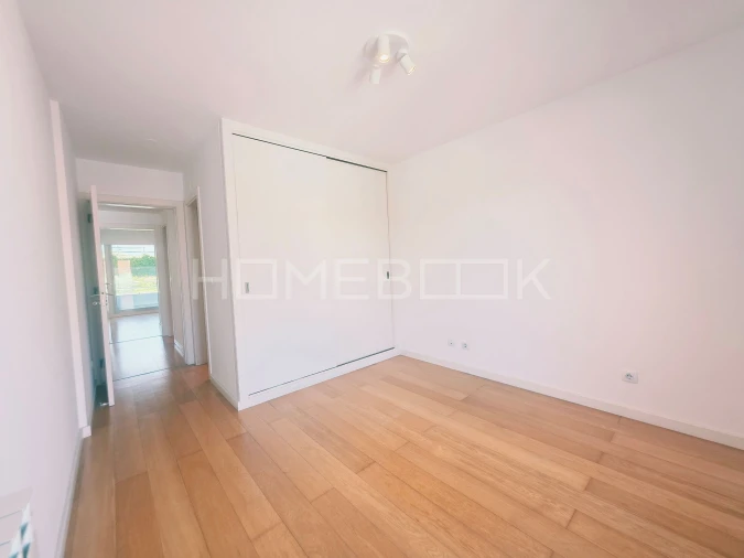 Apartamento T3 para Arrendamento em Carcavelos e Parede Foto 8