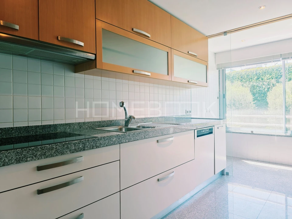 Apartamento T3 para Arrendamento em Carcavelos e Parede Foto 21