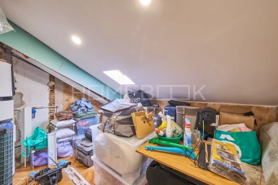 Apartamento T4 para Venda em Charneca de Caparica e Sobreda
