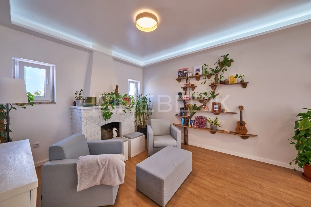 Apartamento T4 para Venda em Charneca de Caparica e Sobreda Foto 11
