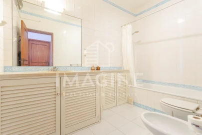 Apartamento T2 para Venda em União das Freguesias de Setúbal