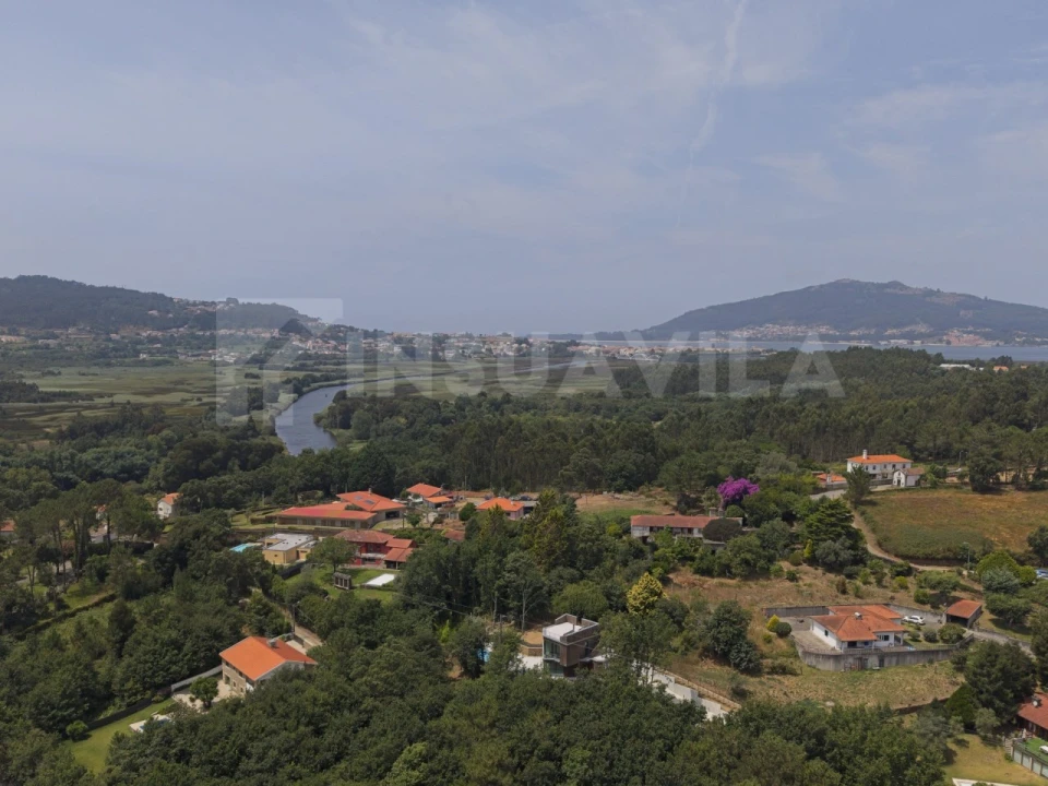 Moradia T3 para Venda em Vilar de Mouros Foto 49