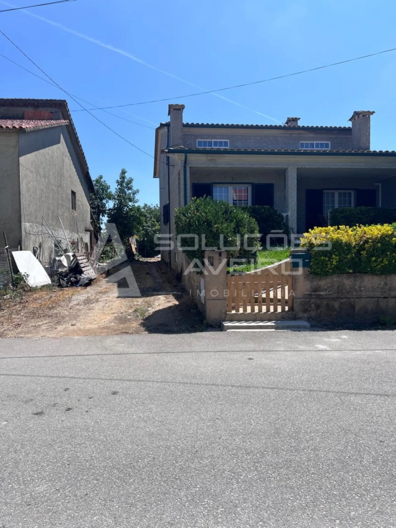 Moradia T4 para Venda em Amoreira da Gândara, Paredes do Bairro e Ancas Foto 2