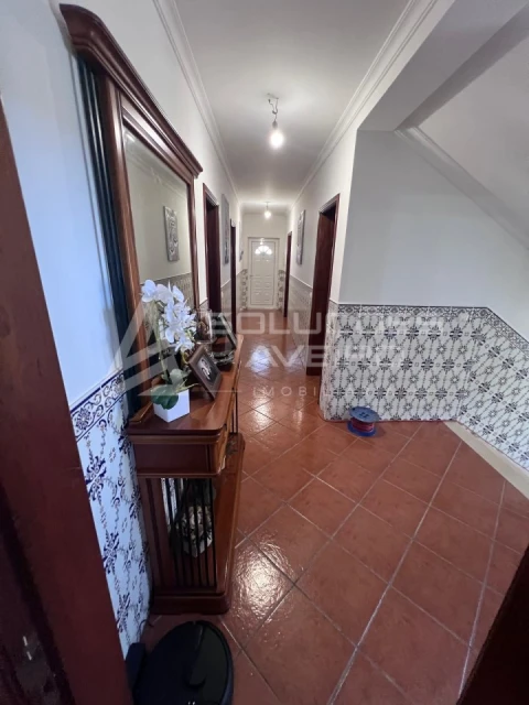 Moradia T4 para Venda em Amoreira da Gândara, Paredes do Bairro e Ancas