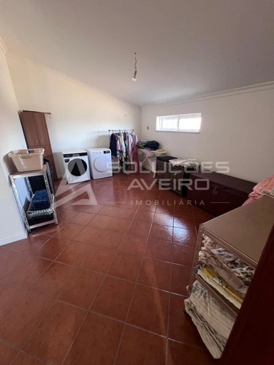 Moradia T4 para Venda em Amoreira da Gândara, Paredes do Bairro e Ancas Foto 16