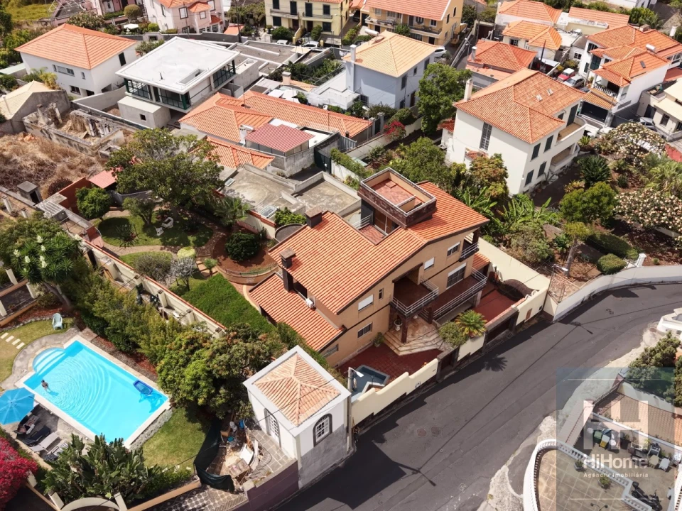 Moradia T3 para Venda em Funchal (Santa Maria Maior) Foto 3