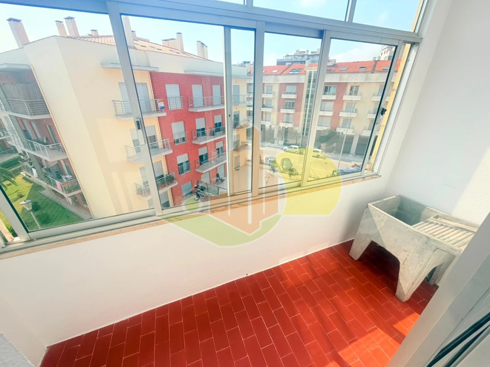 Apartamento T1 para Arrendamento em Tavarede Foto 11