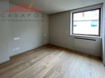 Moradia T3 para Venda em Aldoar, Foz do Douro e Nevogilde