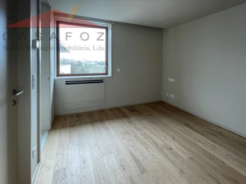 Moradia T3 para Venda em Aldoar, Foz do Douro e Nevogilde