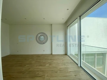 Moradia T4 para Venda em Corroios