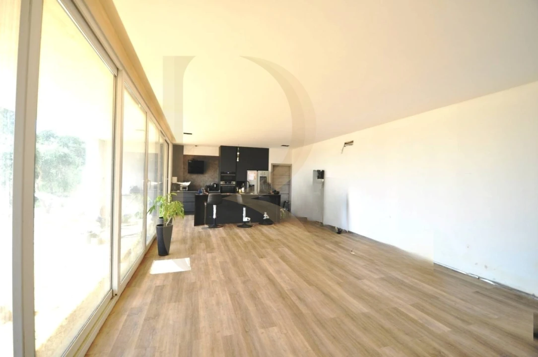 Moradia T5 para Venda em Seixal, Arrentela e Aldeia de Paio Pires Foto 4