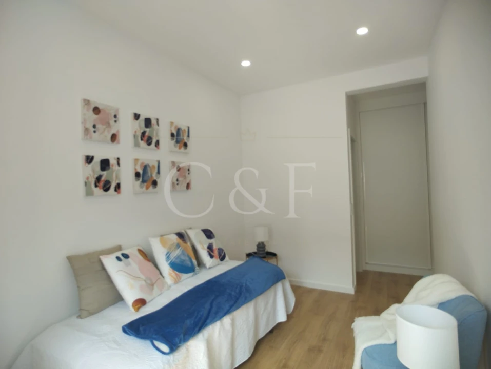 Apartamento T3 para Venda em Benfica Foto 1