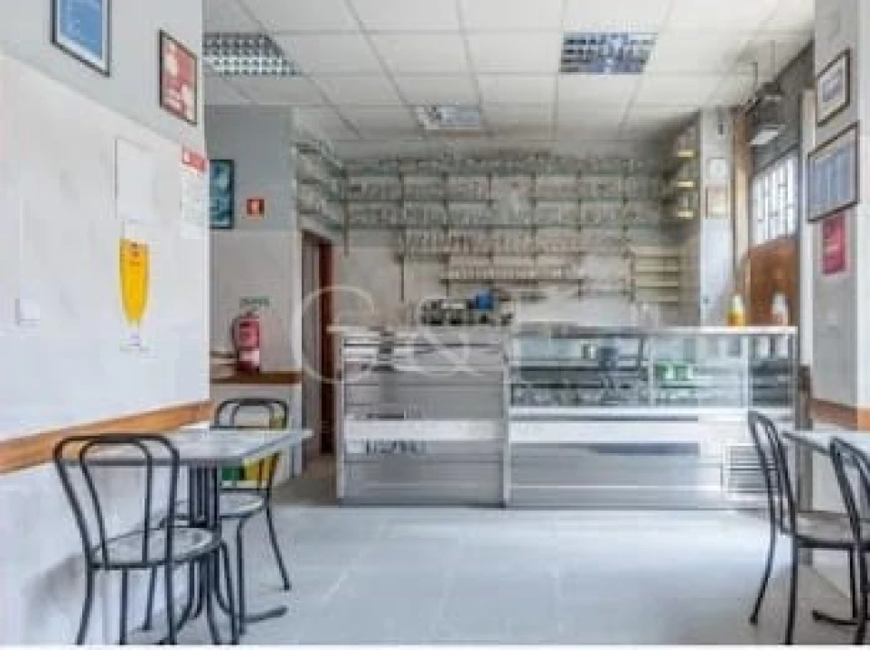 Loja para Venda em Benfica Foto 1