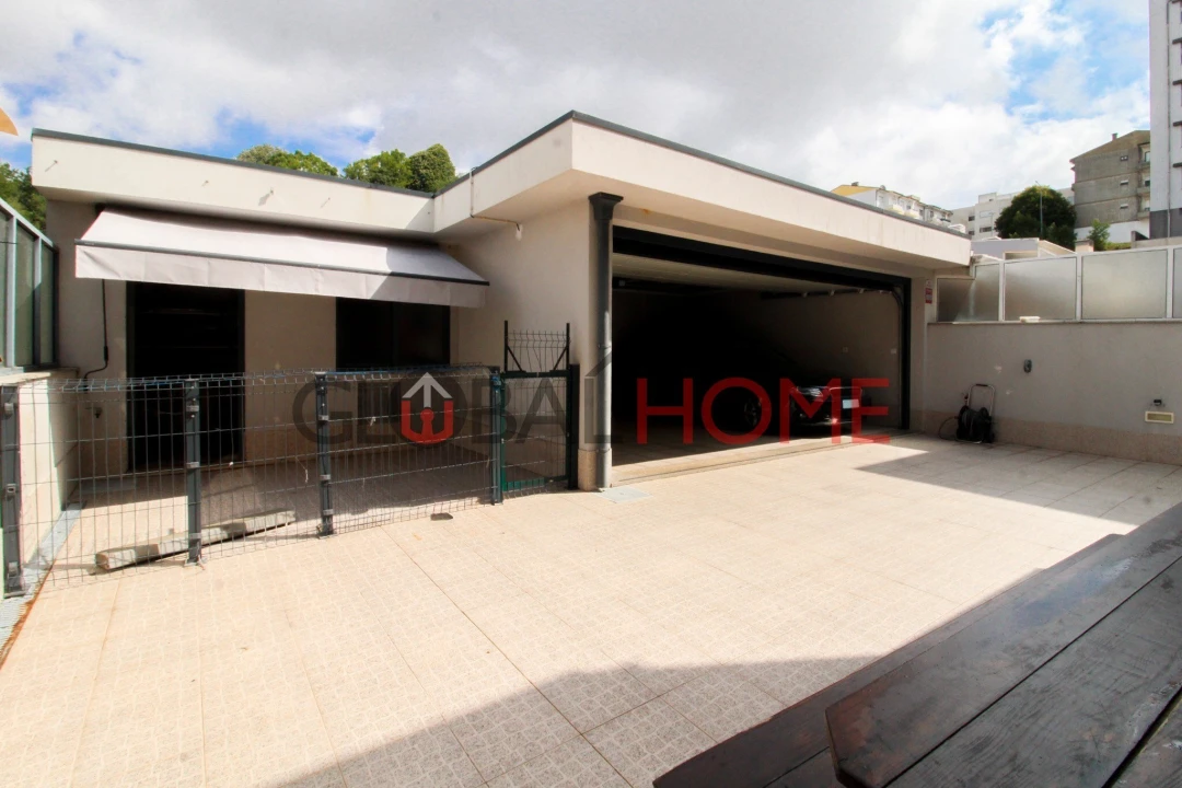 Moradia T3 para Venda em Fânzeres e São Pedro da Cova Foto 6