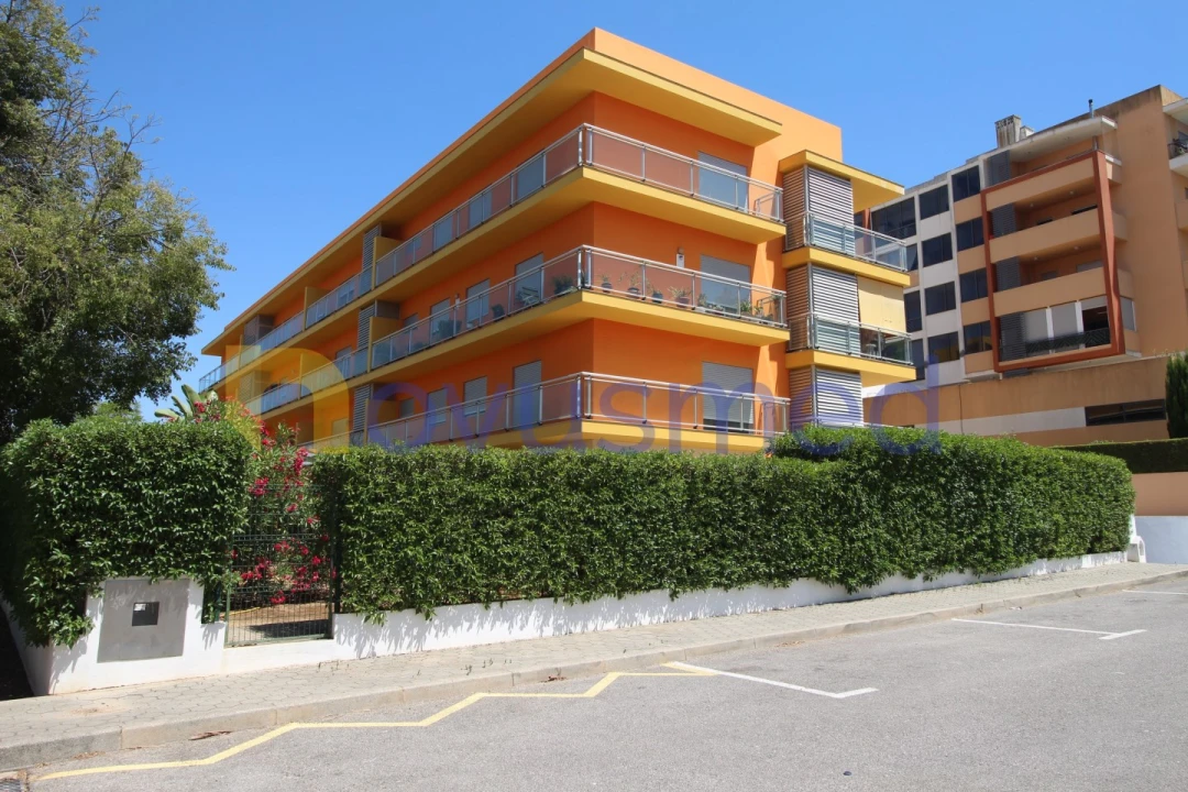 Apartamento T4 para Venda em Portimão Foto 1