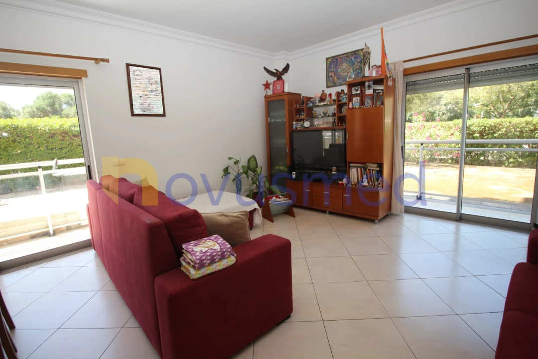Apartamento T4 para Venda em Portimão Foto 7