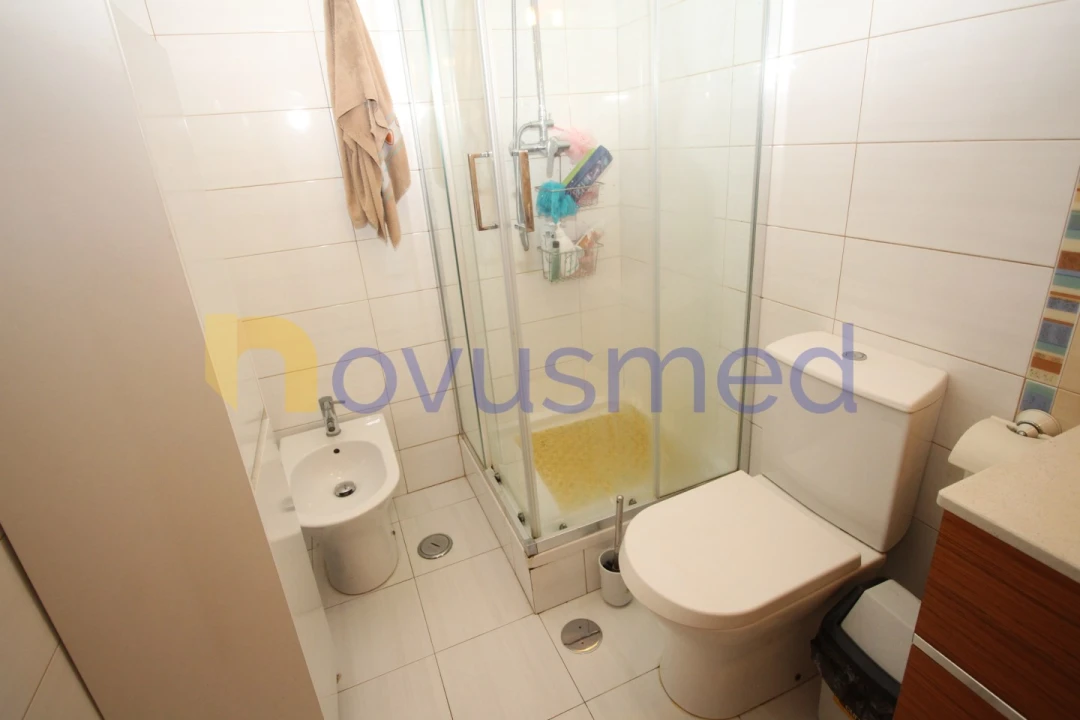 Apartamento T4 para Venda em Portimão Foto 27