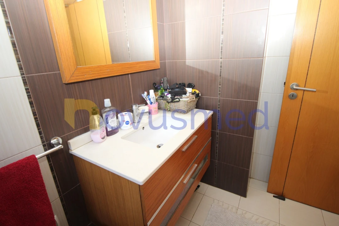 Apartamento T4 para Venda em Portimão Foto 20
