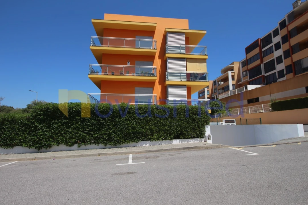 Apartamento T4 para Venda em Portimão Foto 34