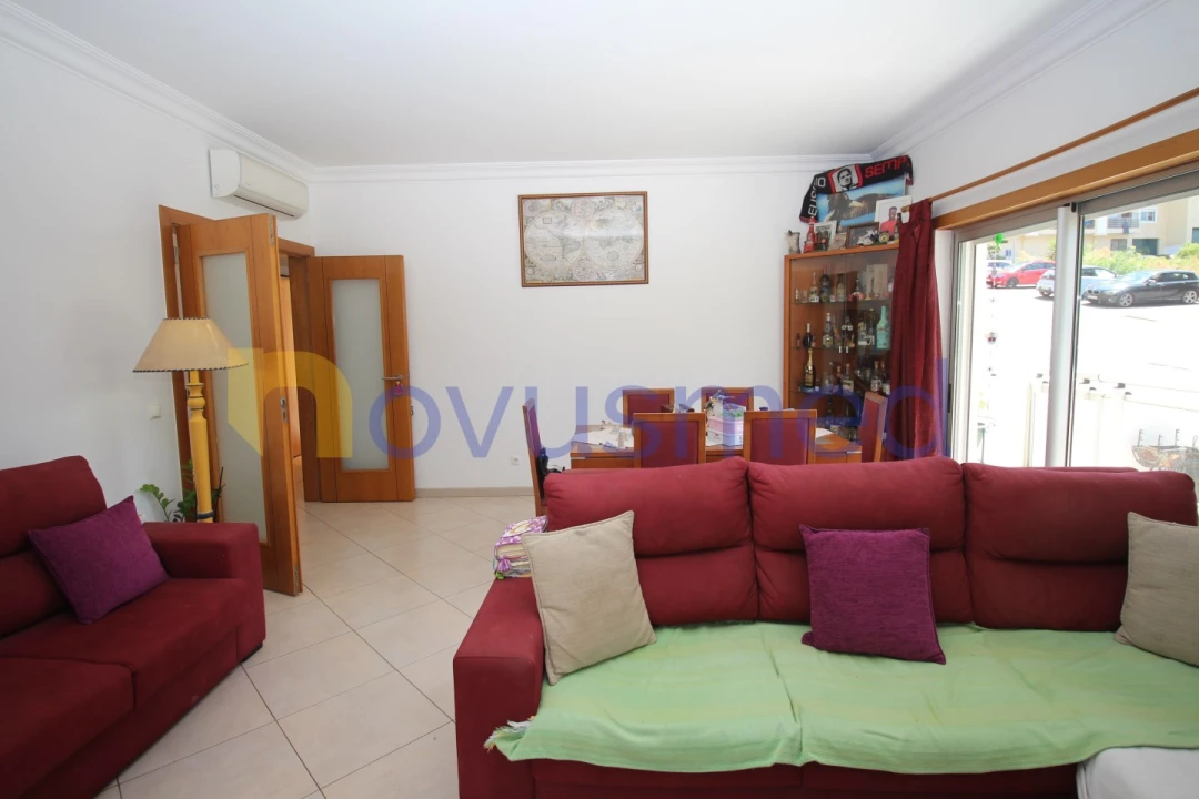 Apartamento T4 para Venda em Portimão Foto 10