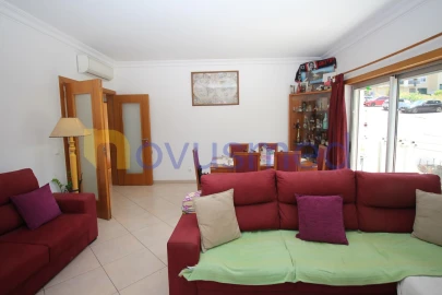Apartamento T4 para Venda em Portimão