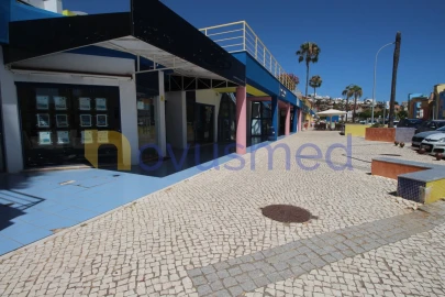 Loja para Arrendamento em Albufeira e Olhos de Água
