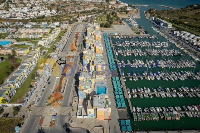 Loja para Arrendamento em Albufeira e Olhos de Água Foto 2