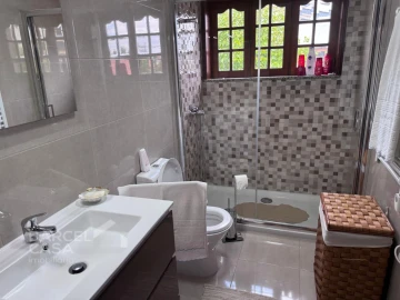Moradia T4 para Venda em Varzea