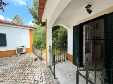 Moradia T5 para Venda em Paialvo