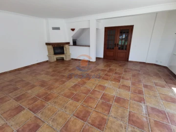 Moradia T3 para Venda em Lourinhã e Atalaia