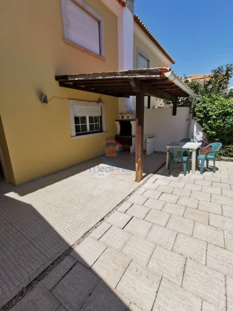Moradia T3 para Venda em Lourinhã e Atalaia