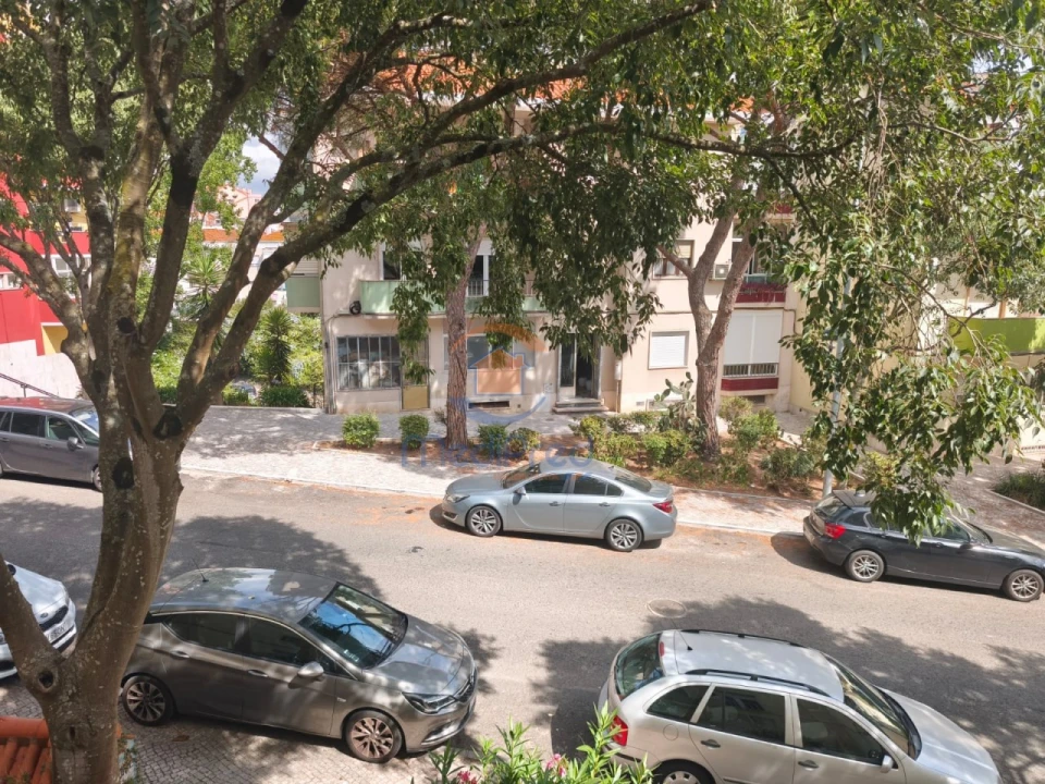 Apartamento T3 para Venda em Venteira Foto 23